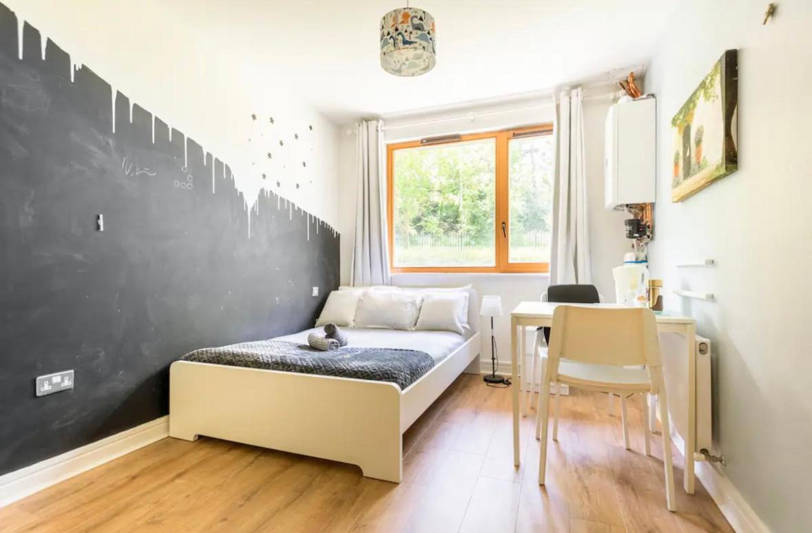 Spacious Room With Relaxing View Δουβλίνο Εξωτερικό φωτογραφία
